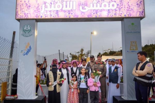 أمين الباحة يدشن ممشى "اللافندر" في غابة رغدان ويطلق مبادرة مرورية توعوية