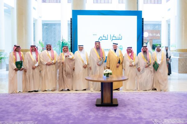 أمير الباحة يشهد توقيع اتفاقيات بين جمعية طرق وعدد من الجهات بالمنطقة